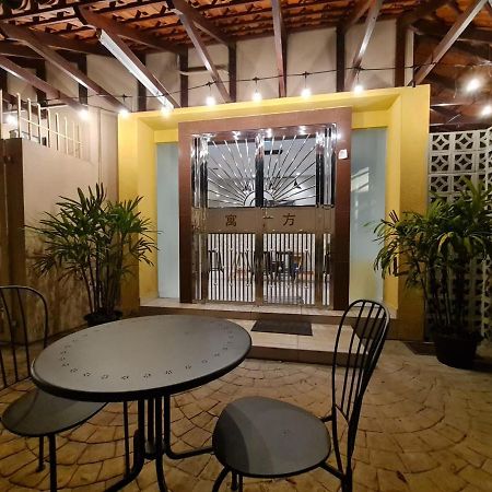 Mg Casa Inn - Mutiara Gurney جورج تاون المظهر الخارجي الصورة